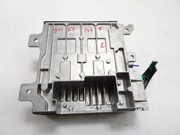 Suzuki Swift MK8 akkukenno OEM 9651068P20 image 4