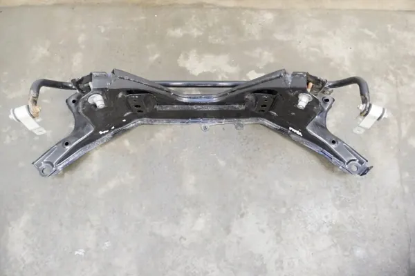 Eje trasero Toyota Yaris Cross OEM 51206K0020 - Usado image 2