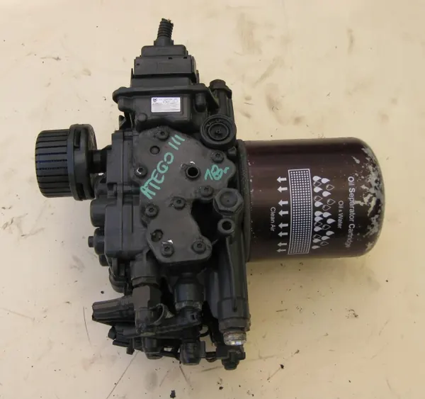 Mercedes Lufttrockner OEM A0014465364 - Gebraucht image 2