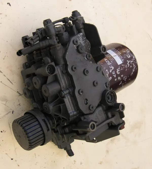 Mercedes Lufttrockner OEM A0014465364 - Gebraucht image 3