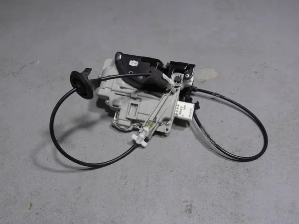 Dörrlås Porsche Panamera 8J1837016A image 2