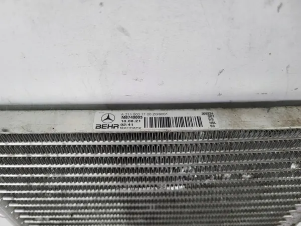 Arrefecedor óleo caixa auto Mercedes-Benz OEM A2115001700 image 3