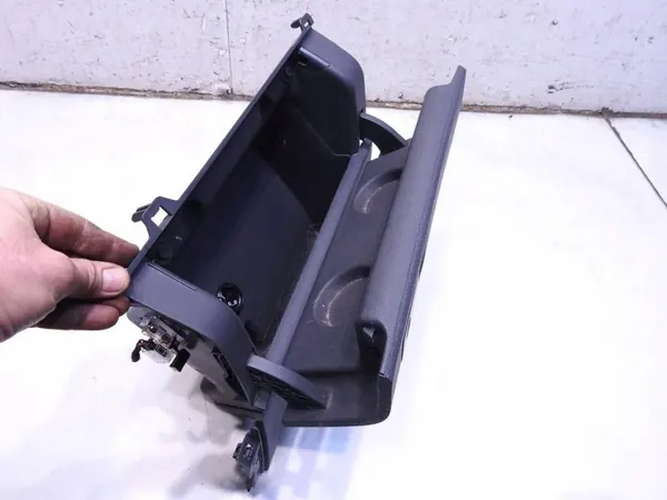 Passagerar handskfack VW Touran 1T3 OEM 1T1857097F image 6