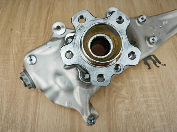 Pivot de direction droit avant OEM 6884386 BMW 840i image 3
