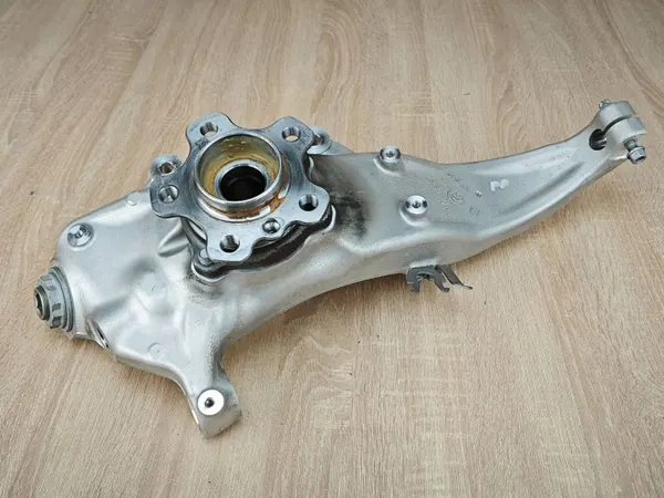 Pivot de direction droit avant OEM 6884386 BMW 840i image 4