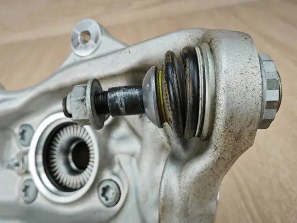 Pivot de direction droit avant OEM 6884386 BMW 840i image 8