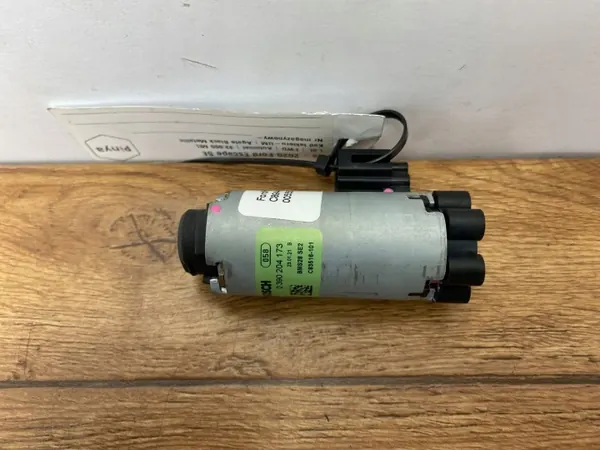 Motor de asiento Ford Escape IV 2020 OEM C83516101PINYA image 5