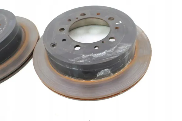 OEM 1274737938 takajarrulevyt Toyota Land Cruiserille image 3
