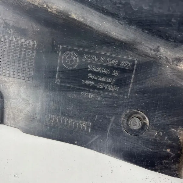 Oikea Etupyöräkaari BMW 1 Sarja E87 OE 51717059372 image 5