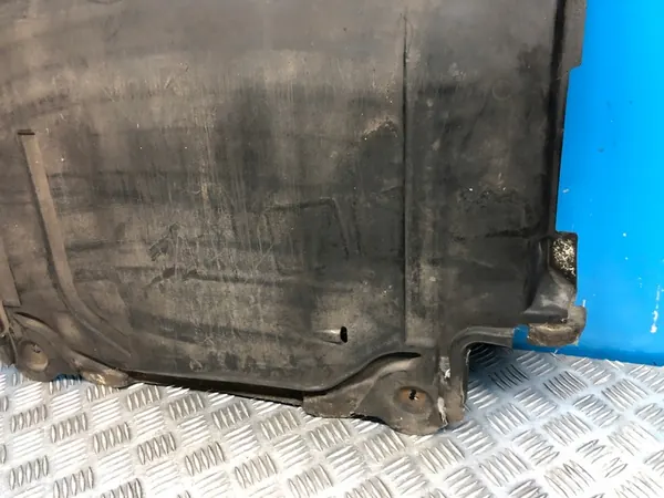 Motorhuv Mercedes-Benz W124 image 5