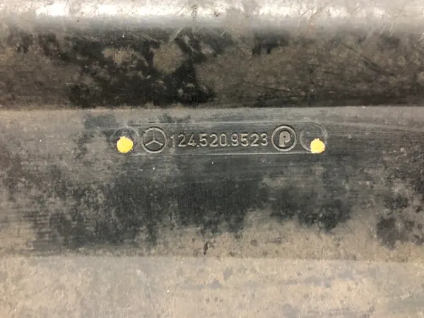 Motorhuv Mercedes-Benz W124 image 6