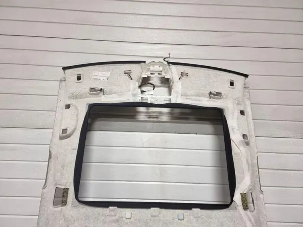 Techo Mercedes-Benz OEM 22236299G26 - Usado image 4