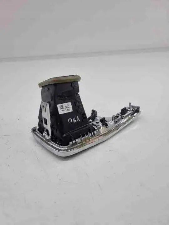 Relais ventilateur chauffage OEM 31651220 Volvo S90 image 6