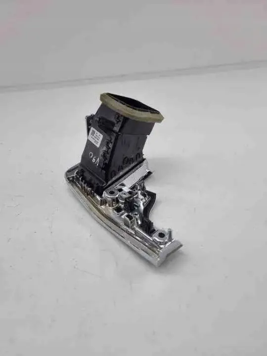 Relais ventilateur chauffage OEM 31651220 Volvo S90 image 7