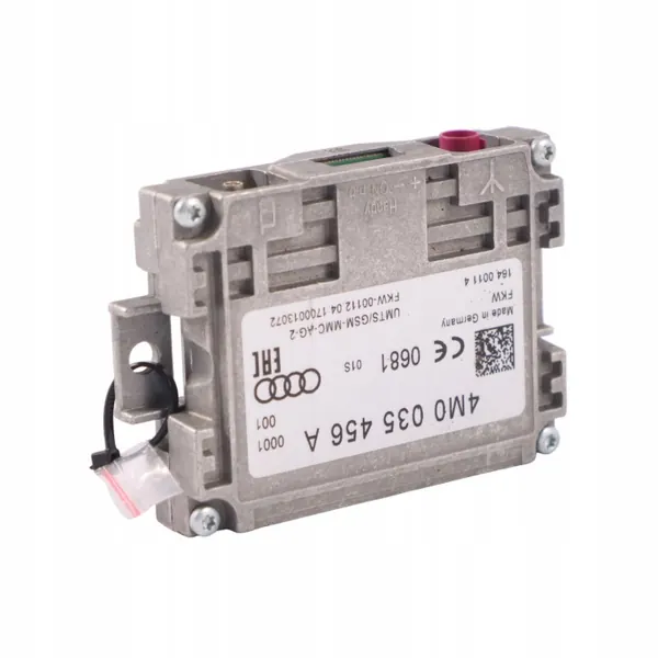 Audi A4 B9 Antennivahvistin OEM 4M0035456A image 8