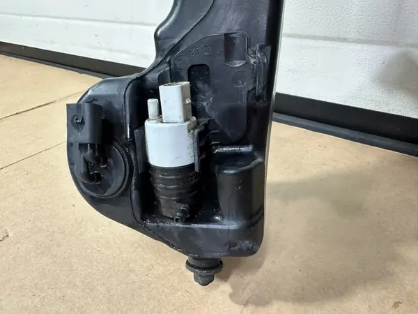 Spolarvätsketank OEM A2058602260 Mercedes E-klass W213 image 7