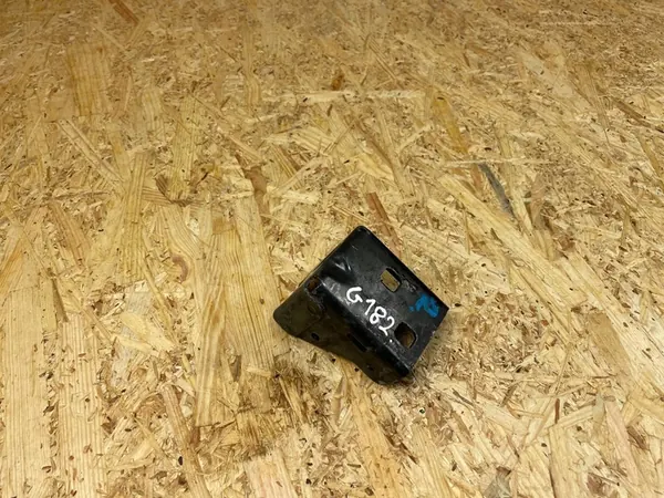 Support de ceinture avant Mercedes W205 W253 A2056260412 image 2