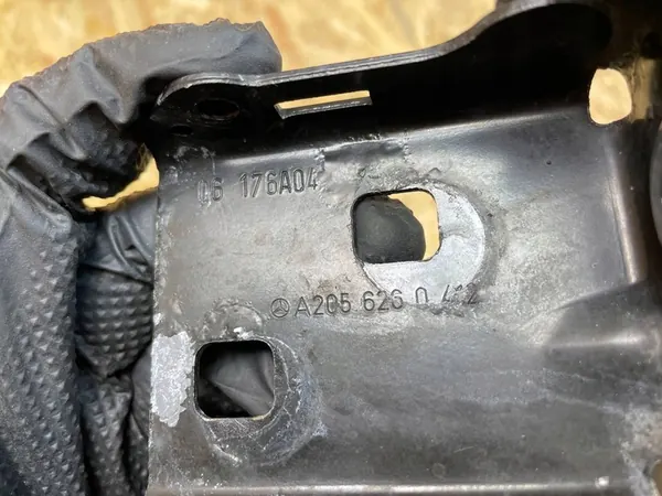 Support de ceinture avant Mercedes W205 W253 A2056260412 image 9