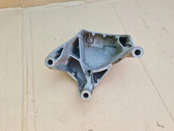 Motorsteun Opel Corsa D 1.0 12V image 3