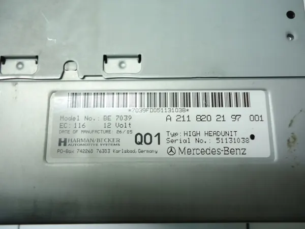 Radio CD Navegación Mercedes CLS W219 OEM A2118202197 image 4