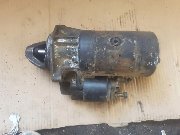 Motor de arranque Audi A6 S6 C4 1995 image 4