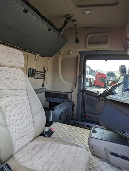 Scania XPI Highline cabine met brede hendel, 2011 image 8