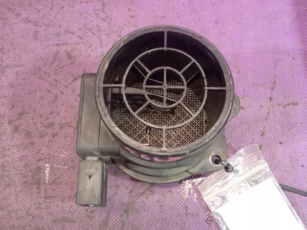 Luftmassenmesser Mercedes C-Klasse W203 00-04 A1110940148 image 2