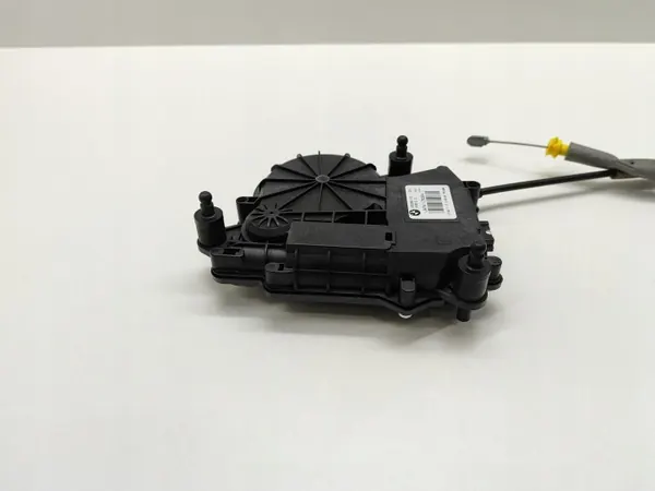 OEM 7411760 Bakluckelåsaktuator BMW 5 G30 image 3