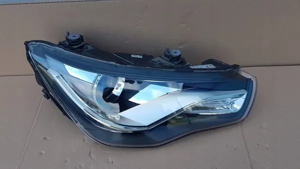 Faros Delantero Derecho Audi A1 Xenon LED image 6