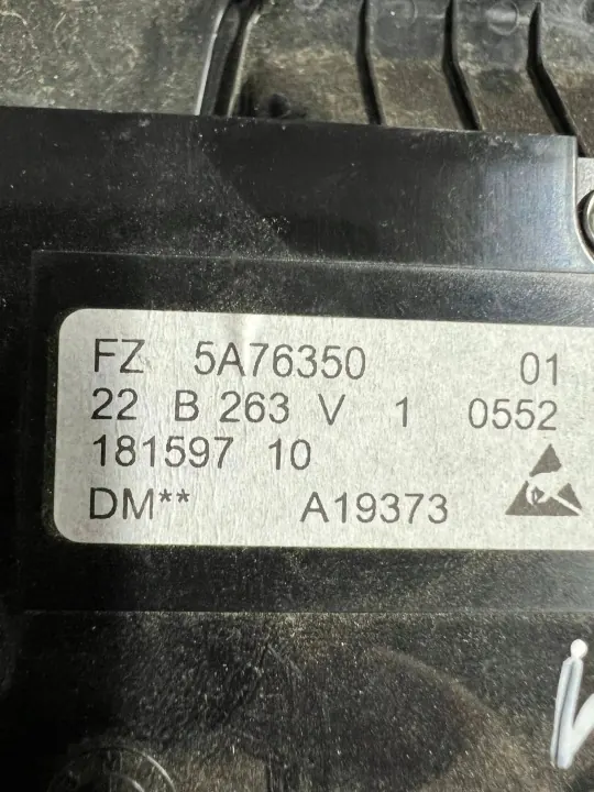 Módulo de teto solar BMW X1 U11 OEM 5A76350 - Usado image 3
