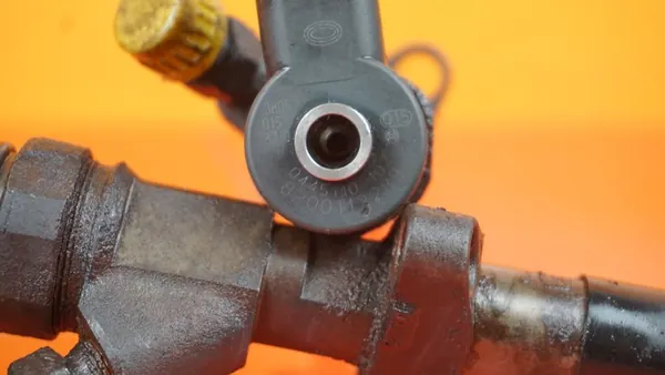 Inyector OPEL MOVANO 2.2 DCI 0445110102 8200112289 image 2