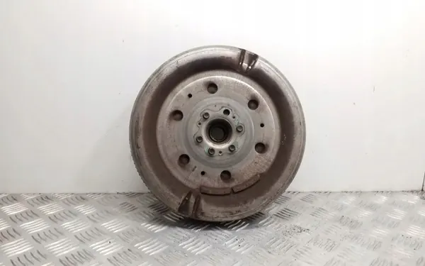 Conjunto de embreagem Skoda Yeti 2011 03L105266BM image 8