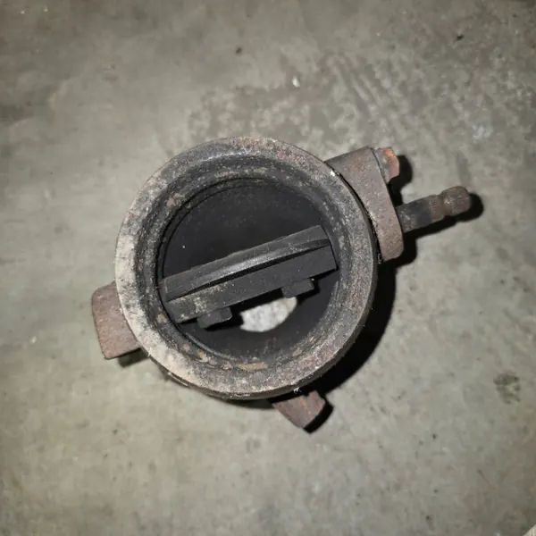 Moottorijarru OEM 9040900128 Mercedes Ategolle image 3