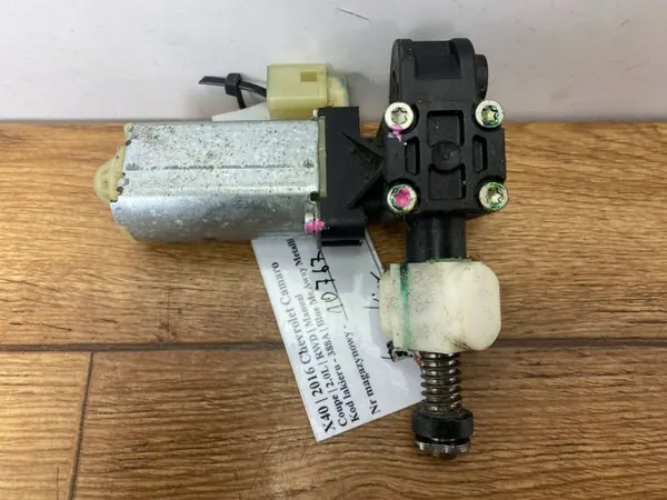 Stoelmotor OEM 1397221064PINYA voor Chevrolet Camaro image 2