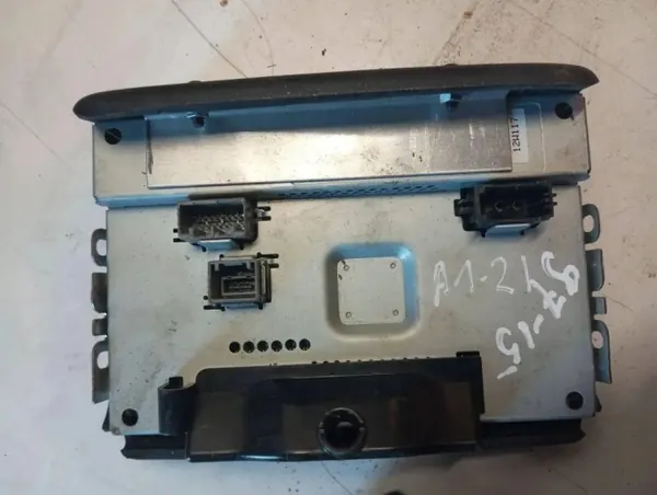 Écran de navigation Volvo OE d'occasion OEM 08632664 image 2