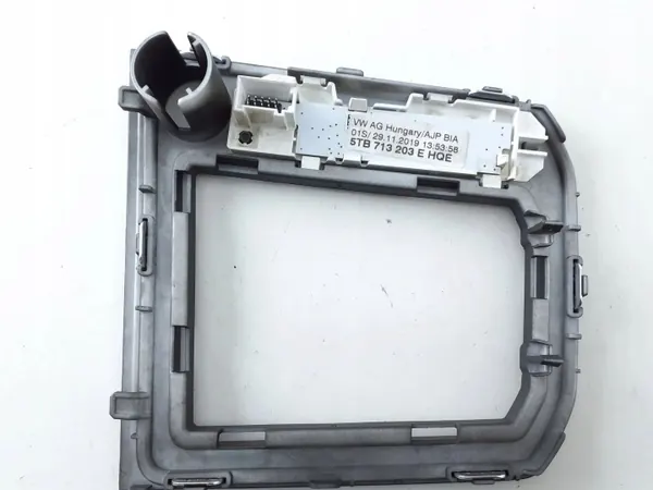 Cadre de levier Volkswagen Touran III d'occasion OEM 5TB713203E image 3