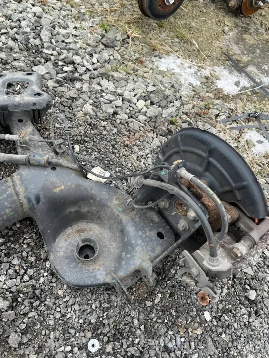 OEM Bakaxelbalk & Bromsar för Fiat Tipo II image 6