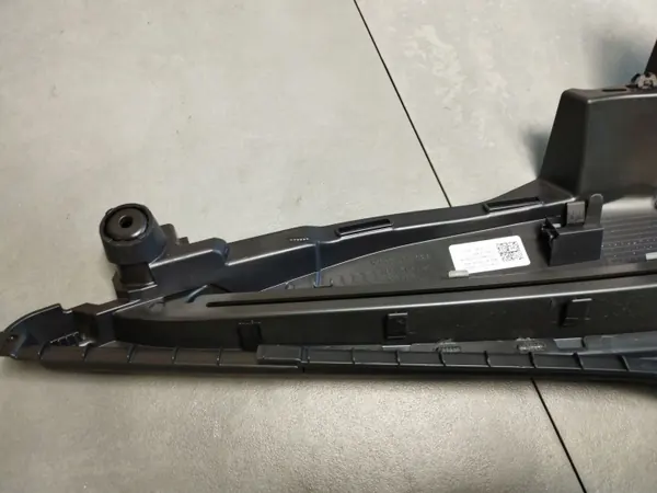 Support de store coffre Audi A5 B10 Break gauche arrière 8B9867245A image 7
