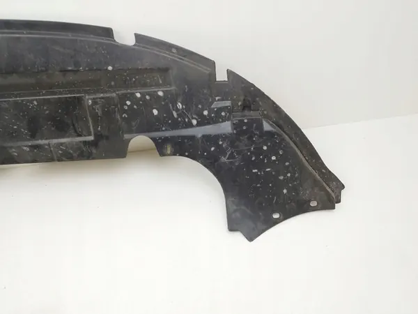 Capa de para-choque dianteiro Ford Focus 2005 image 4