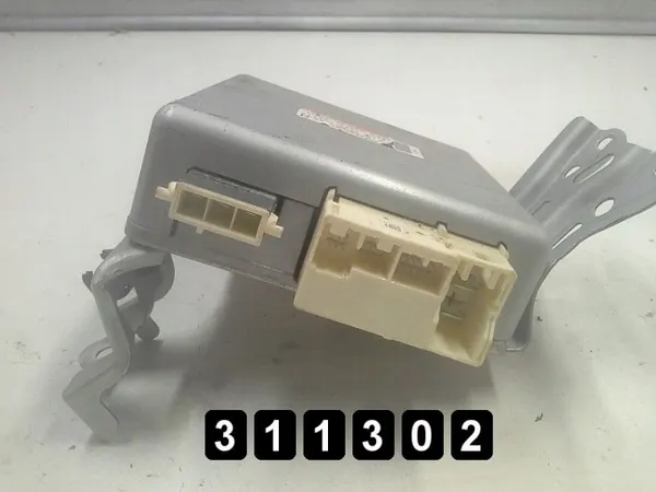 ECU Toyota Auris OEM AM-311302 - Usado image 3