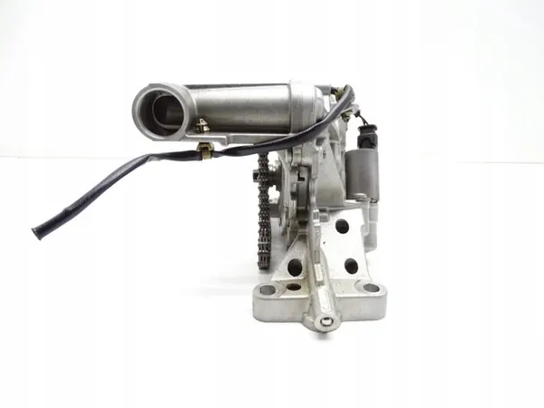 Pompe à huile Volvo d'occasion OEM 32298904 pour XC40 2.0 B420T4 image 4