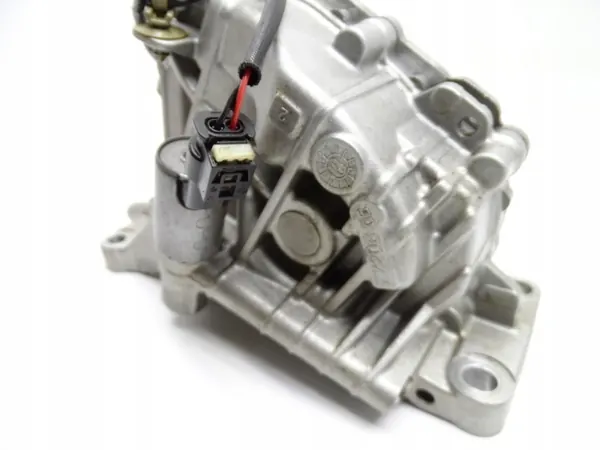 Pompe à huile Volvo d'occasion OEM 32298904 pour XC40 2.0 B420T4 image 7
