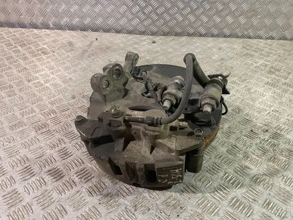 Buje rueda delantera Ford Mustang VI OEM UTO43243 image 2