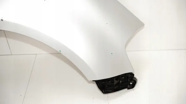 OEM 371117182 Etuovi oikea Suzuki SX4:lle image 7