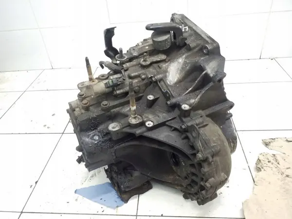 Manuaalivaihteisto Honda Accord VII 2.2 Diesel 2003-2008 OEM BWG6 image 4