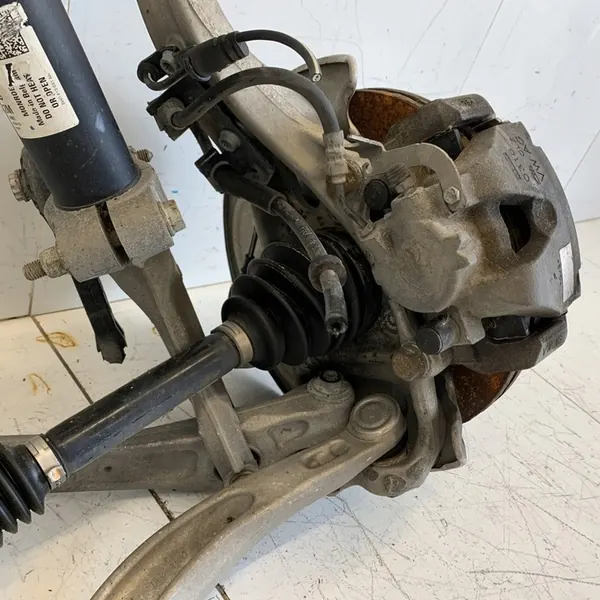 Snodo anteriore destro Audi A4 B9 2.0 2016 OEM image 8