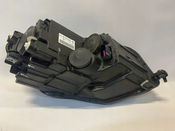 Vasen ajovalaisin VW Caddy III 15-20 image 8