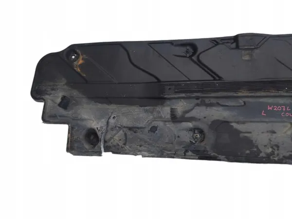 Protection de sous-bassement Mercedes Classe E W207 OEM A2076804000 image 4
