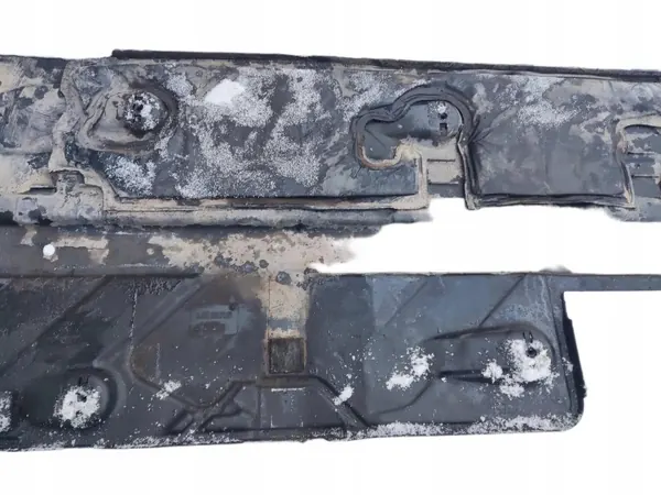Protection de sous-bassement Mercedes Classe E W207 OEM A2076804000 image 9