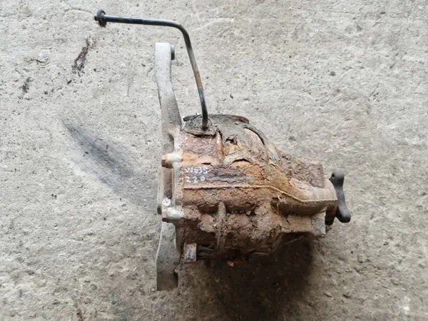 Taka tasauspyörästö 38:11 Mercedes Vito W639 2.2 CDI OEM 9043530210 image 2